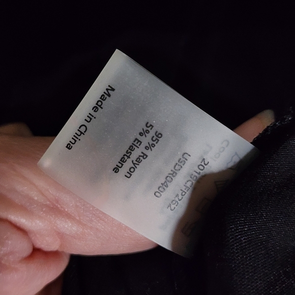 Universal Standard Black V-Neck Dress - Picture 6 of 6